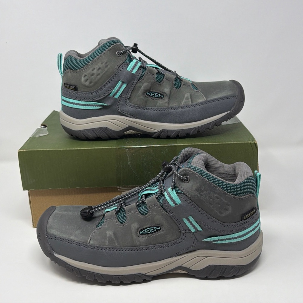 KEEN Kids Targhee Mid Waterproof Hiking Boots Youth 5 Gray Store Model In Box